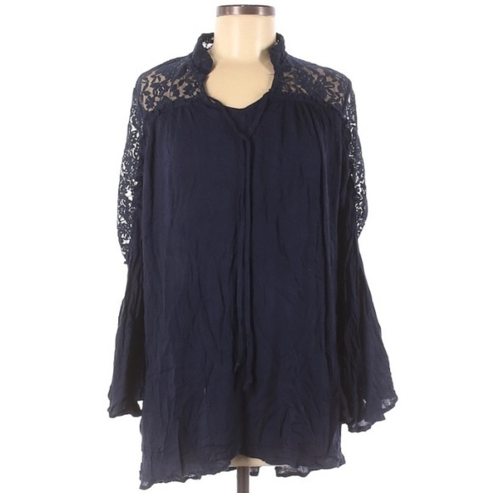 Suzanne Betro size M blue BOHO lace cutout long flared sleeve tie front blouse